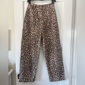 Top shop leopard print cotton denim pant, size 2
